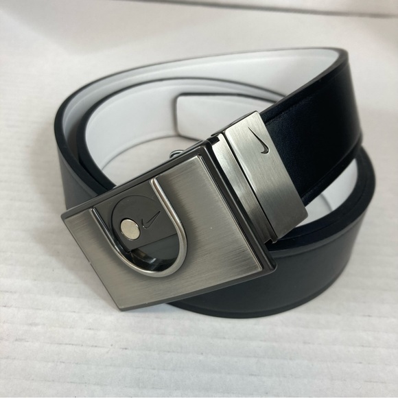 Nike Other - Nike Golf Genuine Leather Belt 34